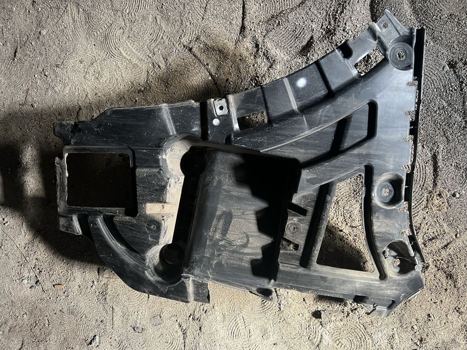 Основи под задна броня BMW X3 F25