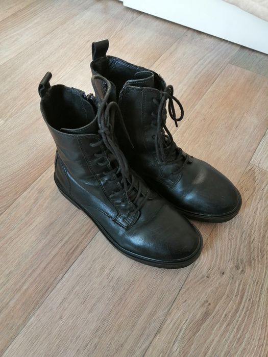 Демисезонные ботиночки Zara