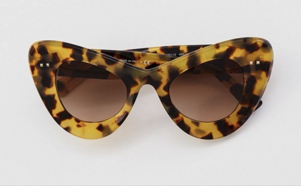 Очки солнцезащитные “Valentino”