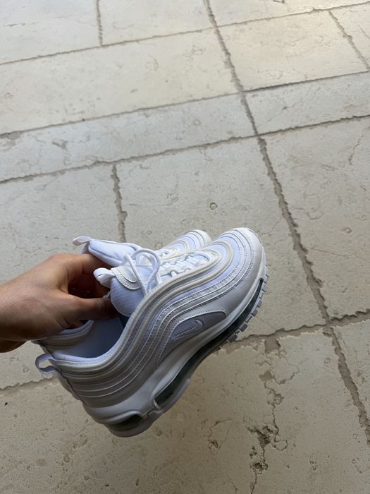 Nike Air Max 97 „Triple White” – mărimea 37, ca noi
