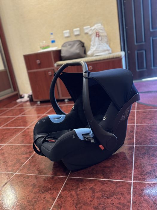 Коляска Anex 3в1 (люлька, прогулочный блок, автокресло-переноска)