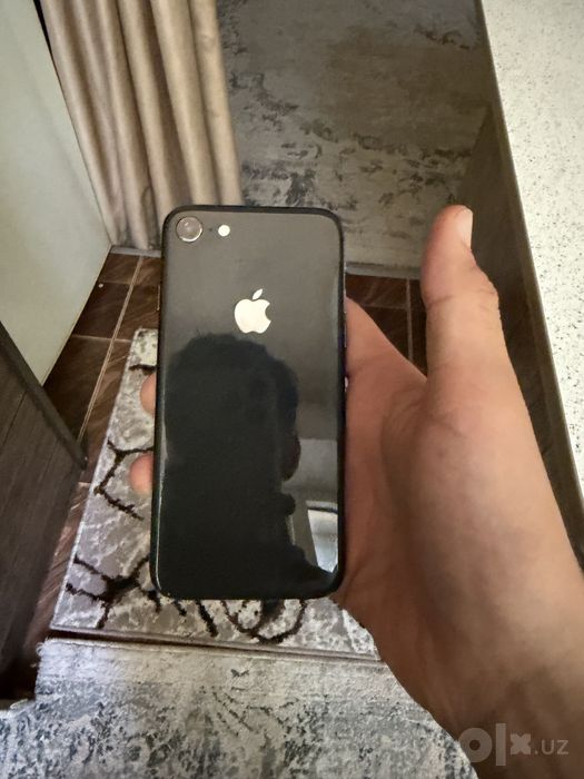 ayfon 8 ideal xamma joyi radnoy abmen bor faqat samsungga
