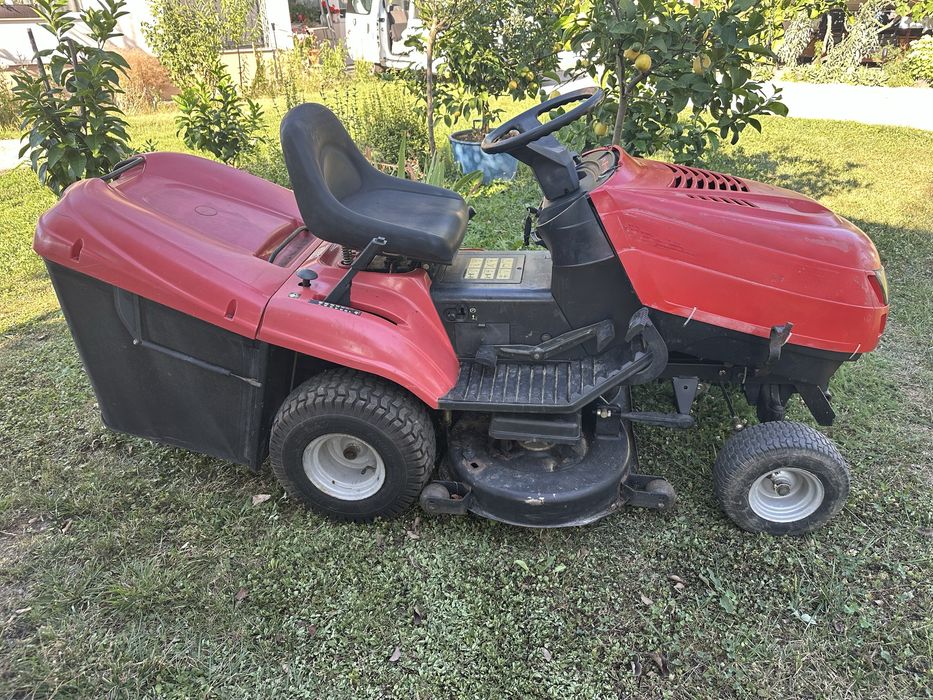 Vand tractoras tuns gazon