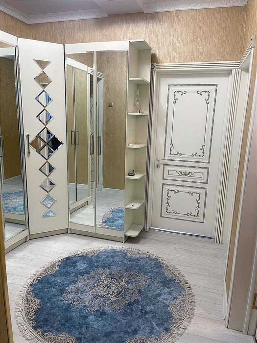 Шота Руставели кўч, Аския бозор рупарасида квартира кизларга безмаклер