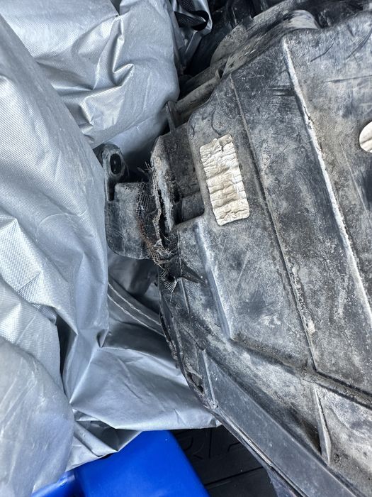 Фара правая на hyundai accent 2015