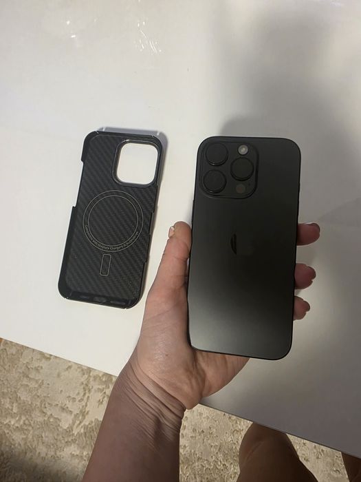 Telefon iphone 16 pro