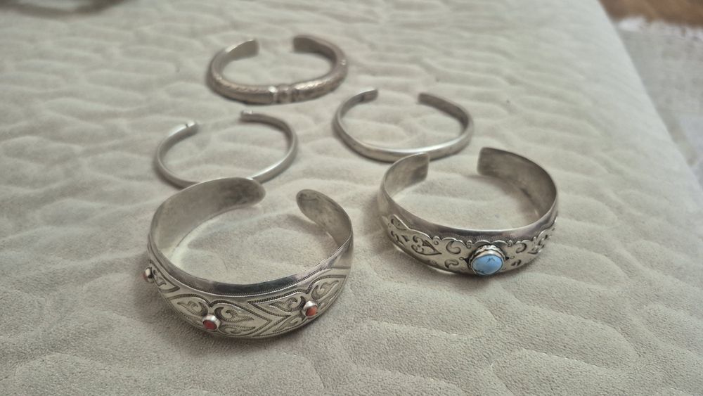 Продам браслет серебряный. От 20000 тг и выше.