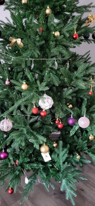 Ёлка новая 80000