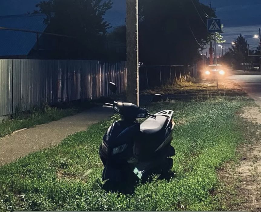 Продам скутер м8