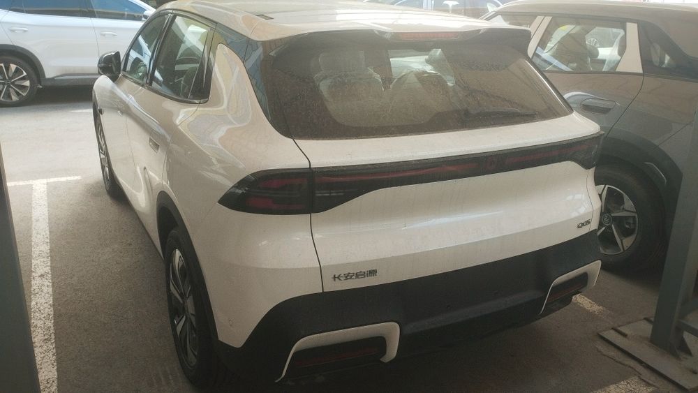 Changan Nevo Q05 2026 yil. eng full pazitsiyasi