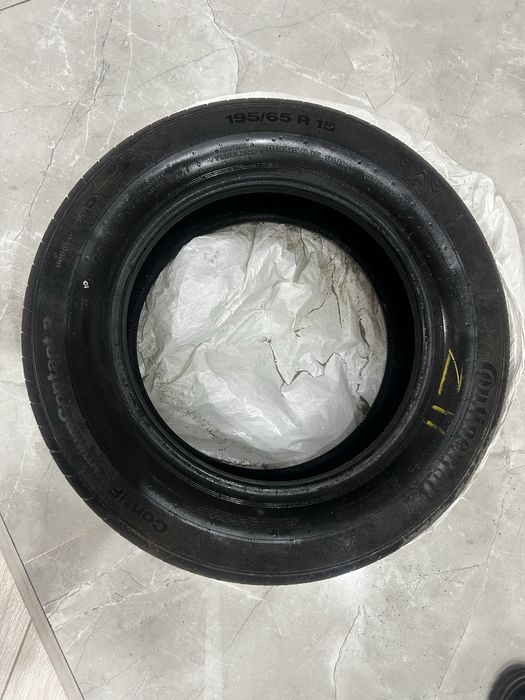 Продаю  шины. ———