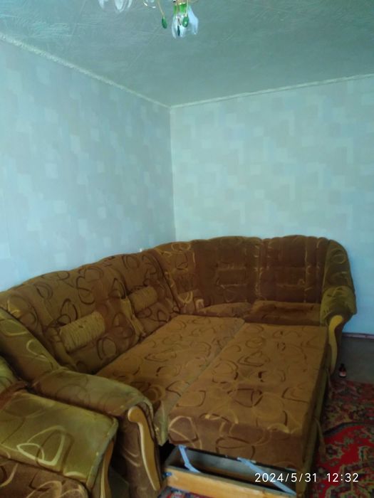 Продам диван угловой