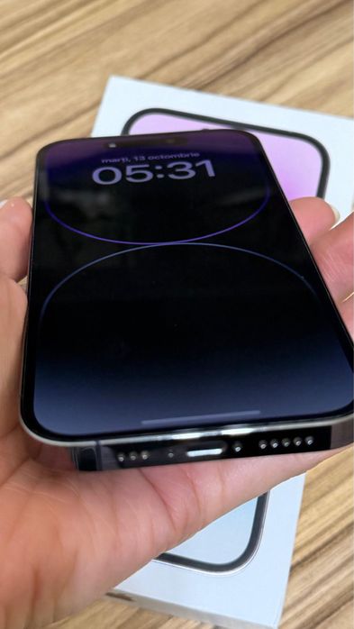 Vând iPhone 14 pro