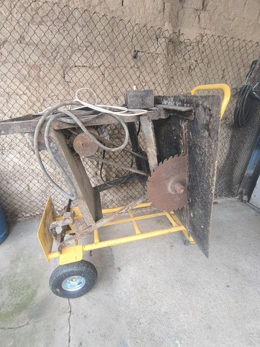 Трифазен циркуляр