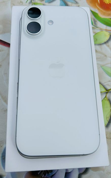 Айфон 17 256 ГБ  100% батерия