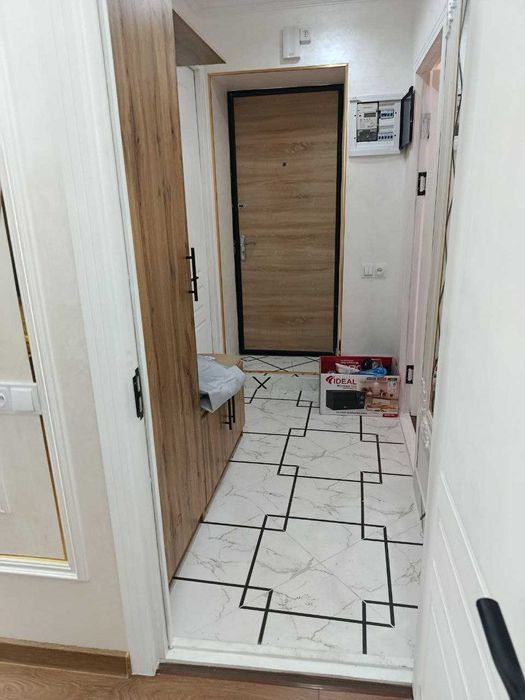 СРОЧНО 3 хонали тайёр евро квартира ижарага берилади