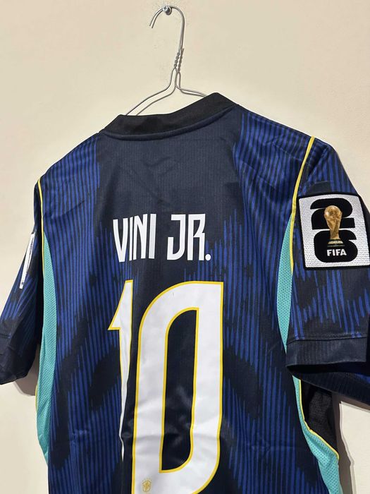 Тениска на Бразилия за Световното първенство с името на Vini JR - НОВА!