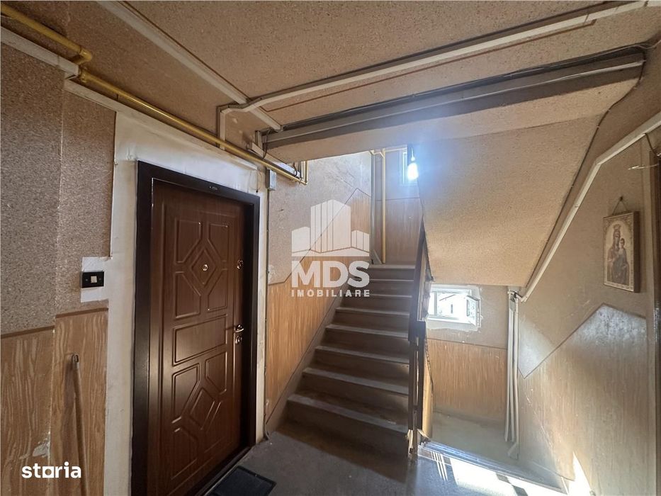 Mobilat si utilat la etajul 3 in zona Girocului