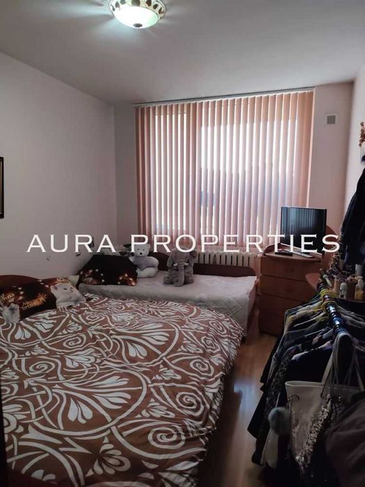 Продава се Тристаен апартамент в Разград, Житница - 98 кв.м за 682 €/кв.м - Снимка #8