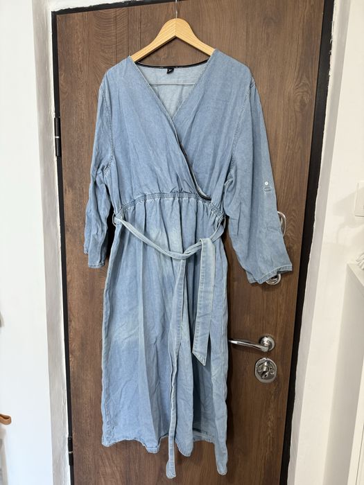 Rochie blug denim cu cordon si decolteu in V