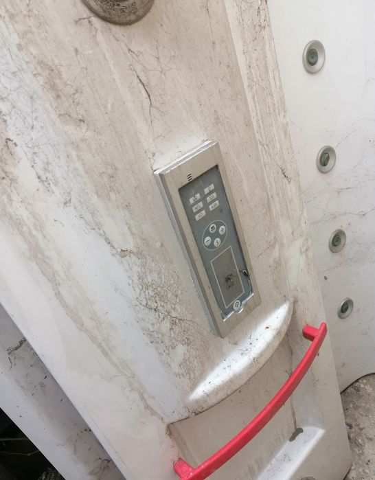 Продам душевую кабинку