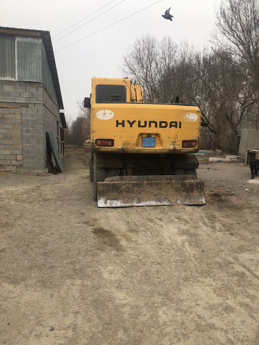 Экскаватор Hyundai 1400W