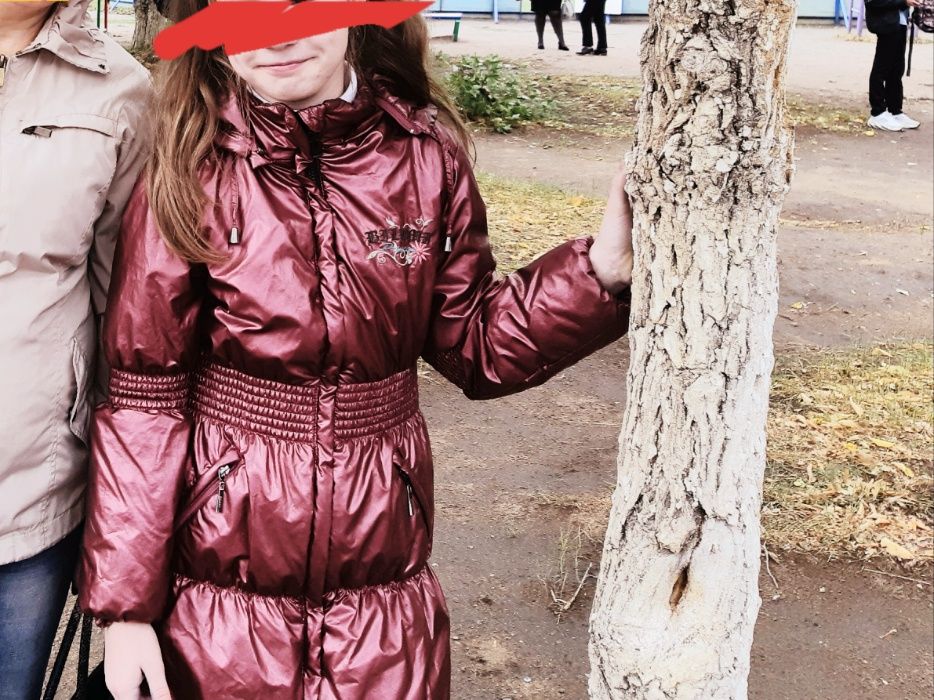 Куртки разные (весна-осень) на 8-11 лет.