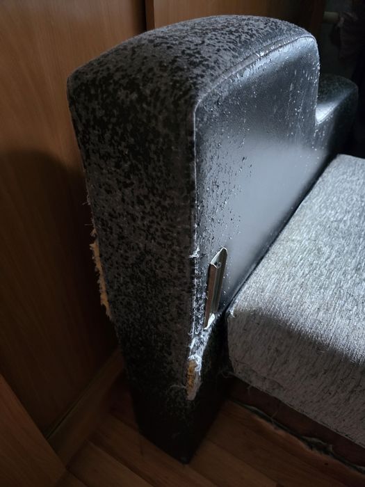 Диван угловой 2×3м требует перктяжки
