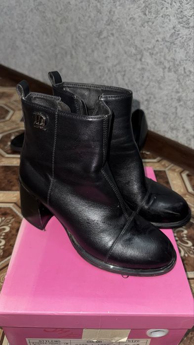 Обувь почти даром!!