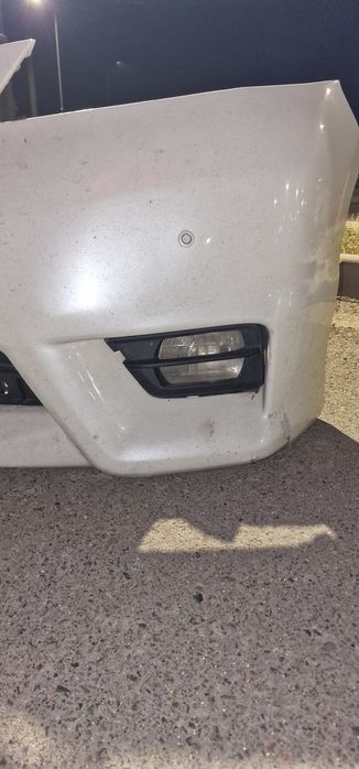 Передний бампер Toyota Vellfire