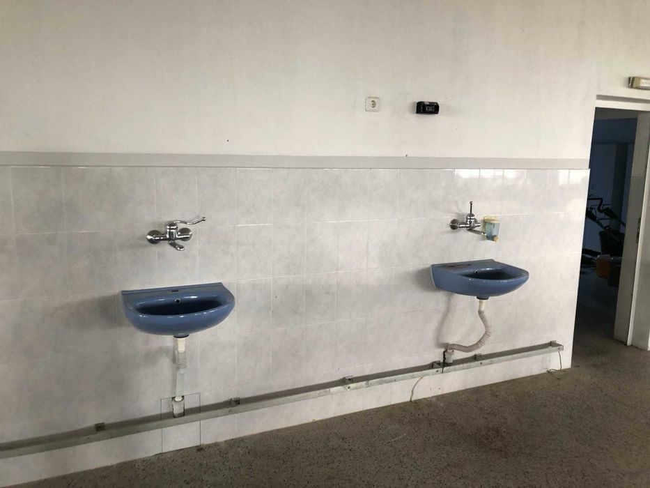 Дава се под наем Склад в Съединение - 1000 кв.м за 2300 € - Снимка #1