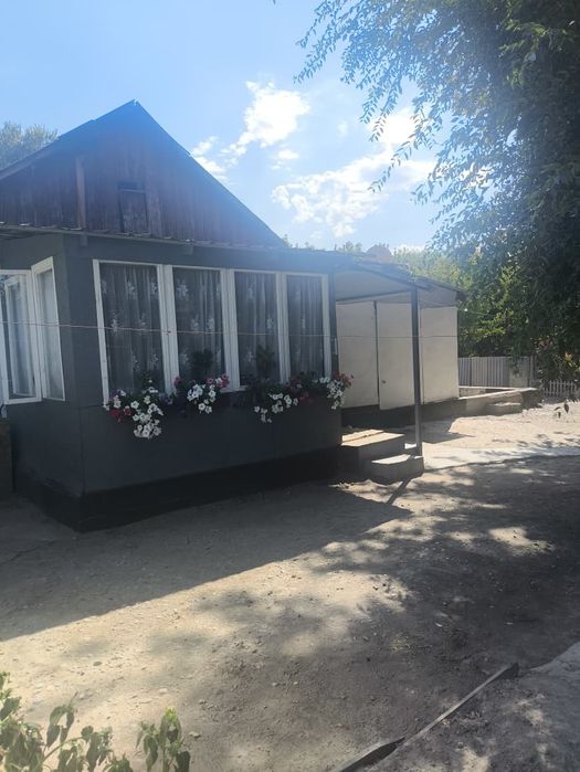 Продам дом в посёлке Достык