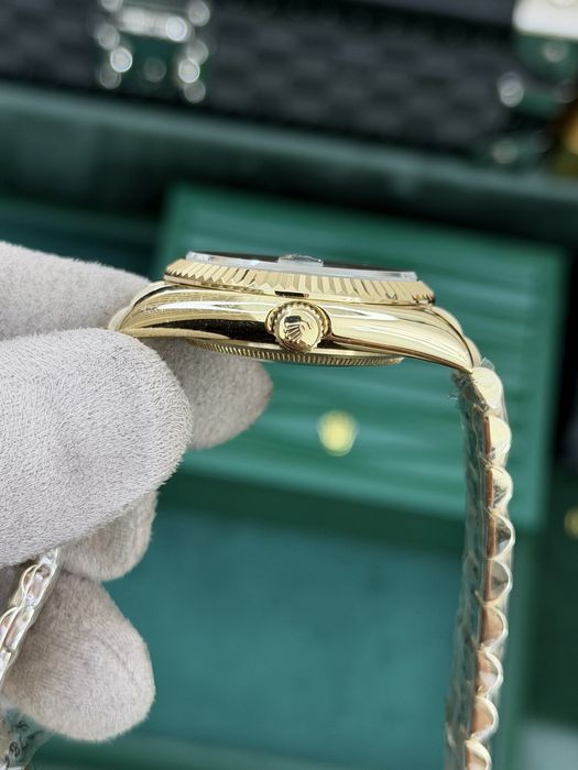 Rolex Day-Date 36 Green Dial Gold 18k