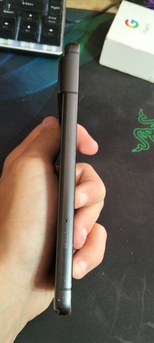 Смартфон Google Pixel 8