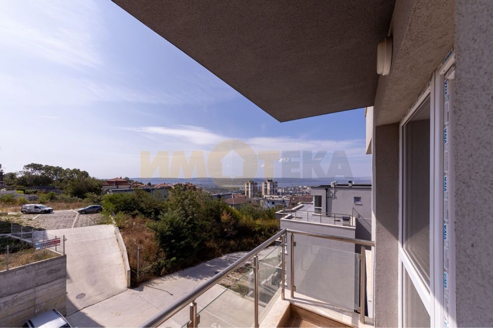 Продава се Тристаен апартамент в Варна, Възраждане 3 - 75 кв.м за 2934 €/кв.м - Снимка #7