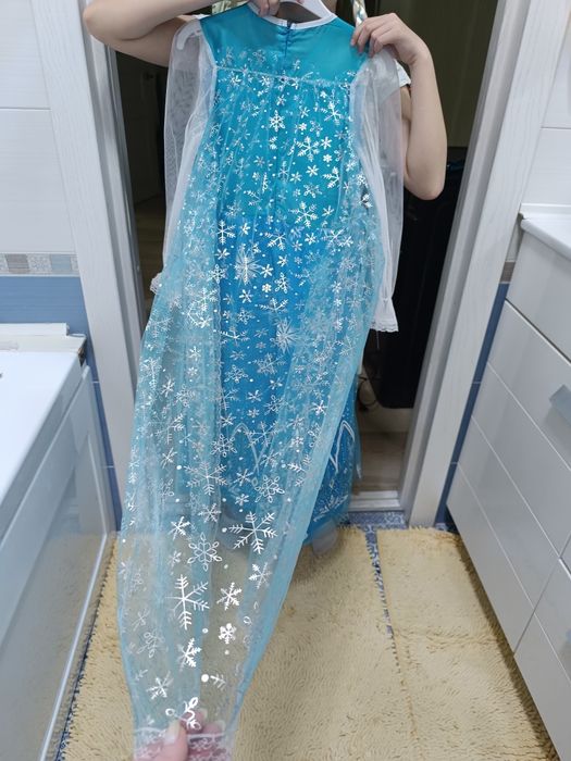 Продам платье Эльза