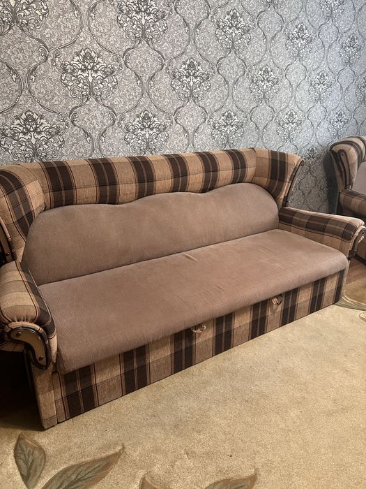 Мягкий уголок диван и 2 кресла
