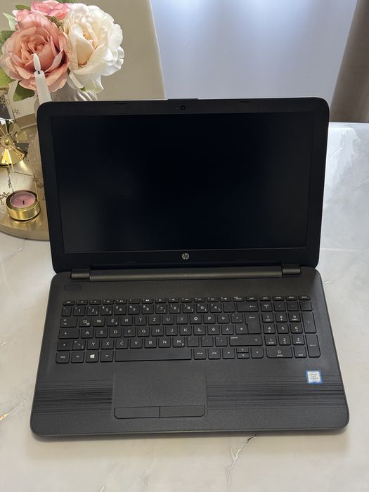 Hp 250 G5 15.6” i5 -7200U, 8Gb Ram, 1Tb HDD, Windows 11. (Impecabil)