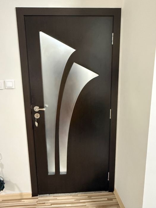 Интериорни врати