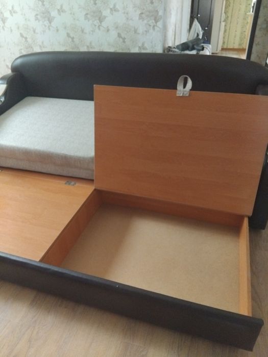 Диван и два кресло