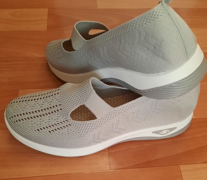 Летняя женская обувь