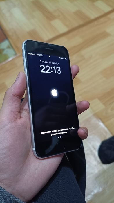 Продам или обменяю IPhone SE