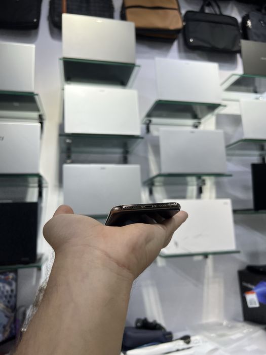 Iphone xs bez feys