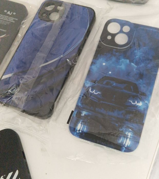 Husa telefon iphone 13 . Pret / bucata, pret in  functie de model