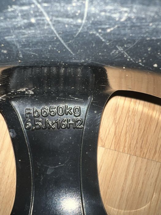 Продам дискиR16  5/112 цо 57,1