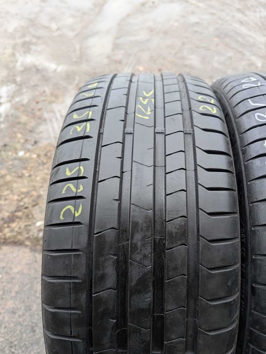SET 4 Anvelope Vara 225/35 R20 + 255/30 R20 PIRELLI P Zero - Runflat