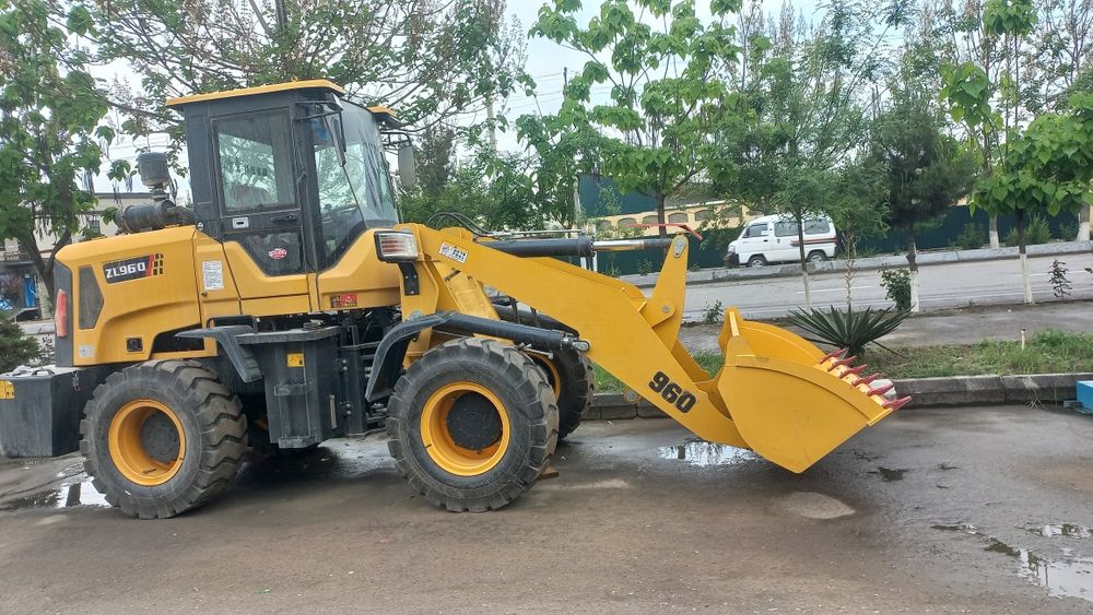 1,5 kub (пагрусчик)  FronTal PaGRusCHIK