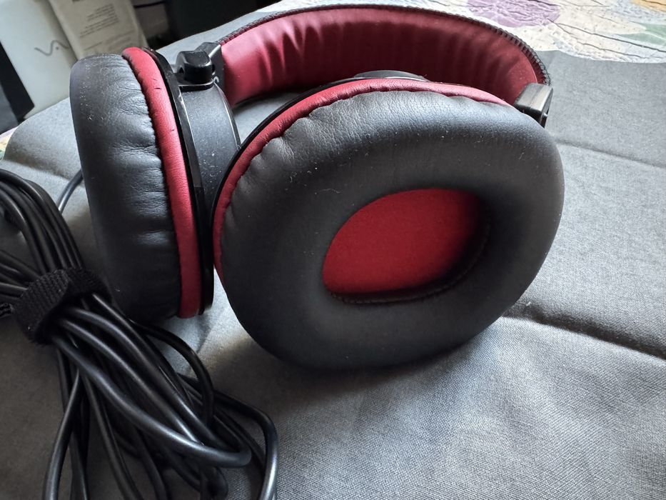 Numark HF175 Студийные мониторы, наушники для диджеев и музыки