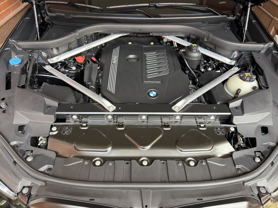 BMW X5 xDrive40i G05