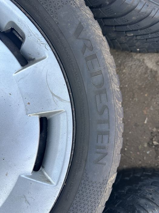 Стоманени джанти със зимни гуми 205/55R16